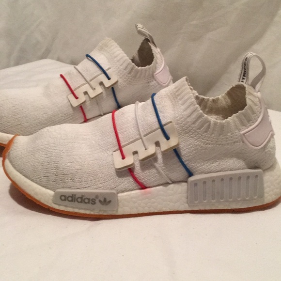 Adidas NMD runner boost three stripes size 6.5 - Picture 2 of 7